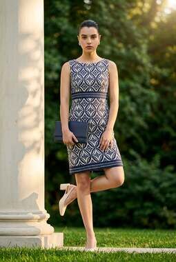 Jones New York Navy Blue and White Geometric Ikat Sleeveless Sheath Dress Size 1